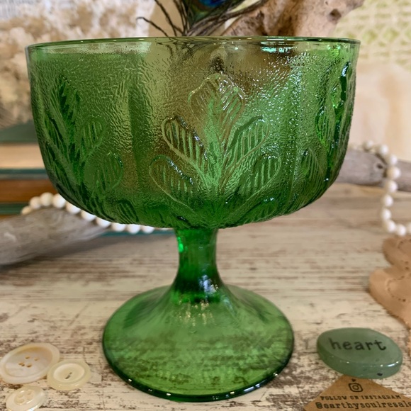 Vintage Glass Dish 🌳 - Picture 2 of 8